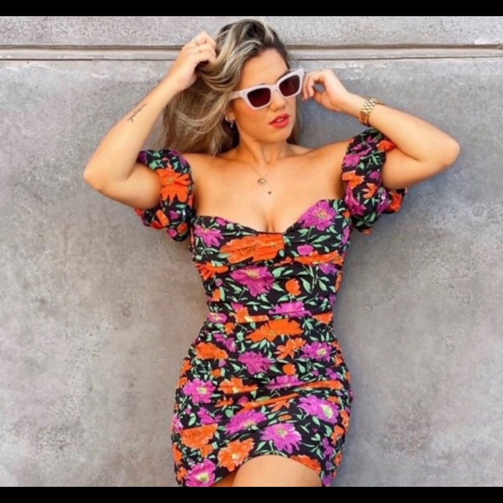 Zara bloggers favorite floral dress